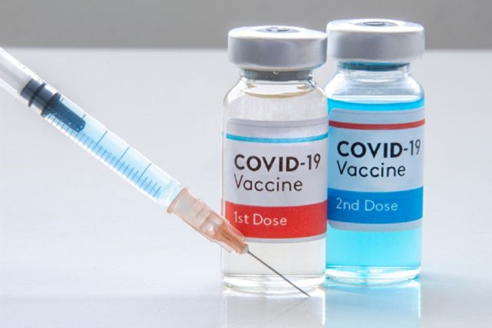 Εμβόλιο – «Κλειδώνει» η τρίτη δόση – Ποιους αφορά (vid)