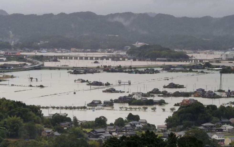Ιαπωνία – 1,4 εκατ. εγκαταλείπουν τα σπίτια τους να σωθούν από τις πλημμύρες