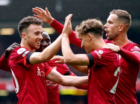 Τσιμίκας – Αποθέωση από το «Άνφιλντ» στην αλλαγή του (vid)