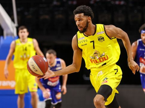 Επίσημα στον Προμηθέα ο Σβαρτζ