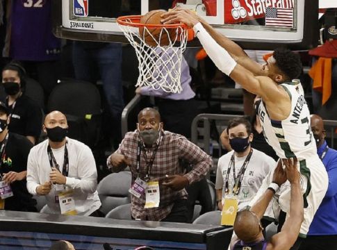 Τοp10 με Γιάννη Αντετοκούνμπο και Μπαρνς (Vid)