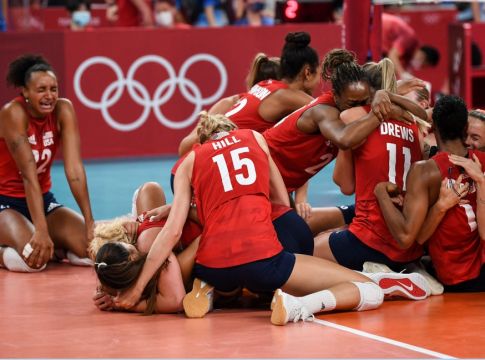 Ιστορικό χρυσό μετάλλιο για τις ΗΠΑ