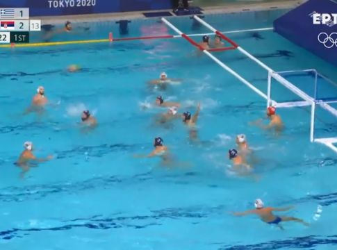 Το επεισοδιακό γκολ του Κολόμβου στο Ελλάδα-Σερβία (vid)