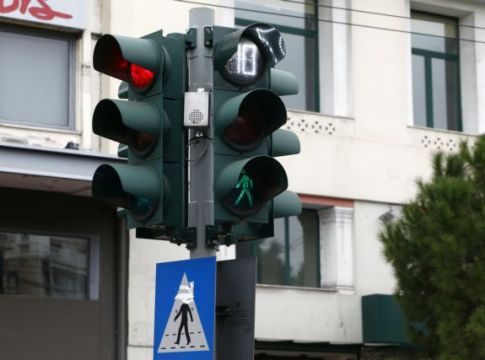 Προβλήματα από τα εκτός λειτουργίας φανάρια στην Αθήνα