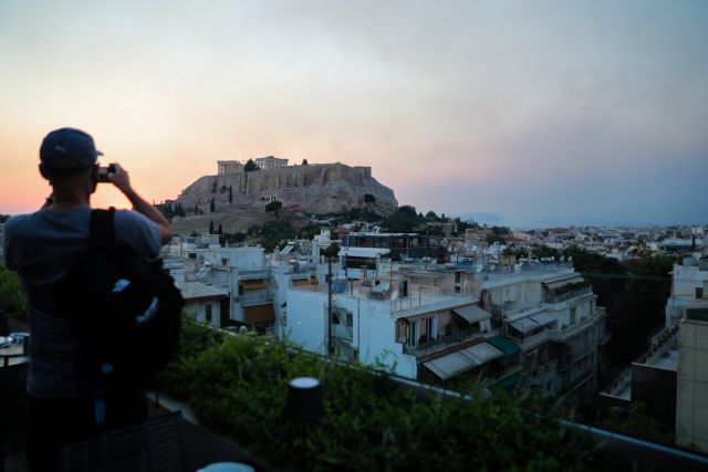 Νέα αύξηση στα μικροσωματίδια της ατμόσφαιρας – Δείτε live τι συμβαίνει σε κάθε περιοχή