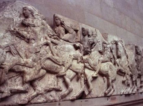 Μενδώνη σε Βρετανικό Μουσείο – Επιστρέψτε τα Γλυπτά του Παρθενώνα – Επικίνδυνες οι συνθήκες φύλαξης