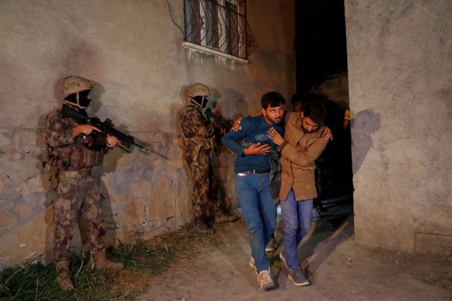 Xάος δίχως τέλος κοντά στο αεροδρόμιο της Καμπούλ – Επτά νεκροί Αφγανοί