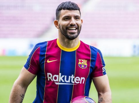 «Ο Αγκουέρο δεν υπολογίζεται από τον Κούμαν»