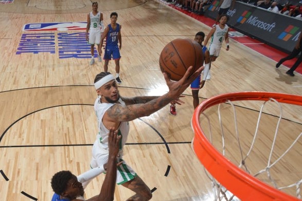 Σούπερ εμφάνιση του Όγκαστ στο Summer League (vid)