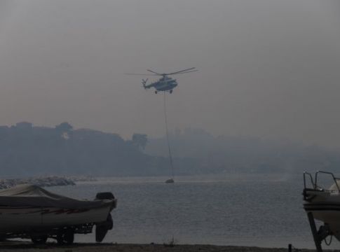 Συναγερμός για τις πυρκαγιές – Εναέριες περιπολίες από την Πυροσβεστική – Στρατός και Αστυνομία σε δάση και βουνά