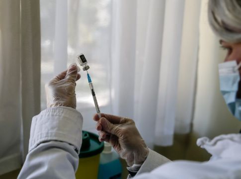 Παγώνη – «Σε 15 μέρες μπορεί να έχουμε 6 με 8 χιλιάδες κρούσματα» – «Εμβολιαστείτε, φοράτε μάσκα»