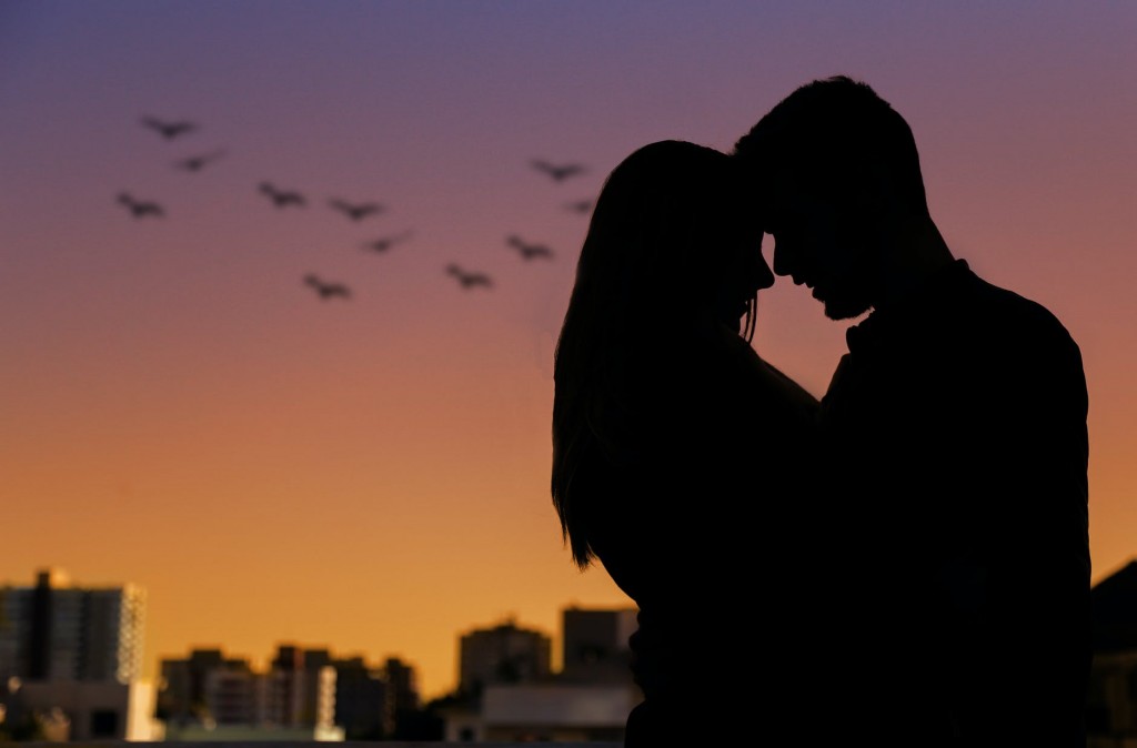 Νέος έρωτας στην ελληνική σόουμπιζ – Δεν θα πιστέψετε ποιοι διάσημοι είναι ζευγάρι