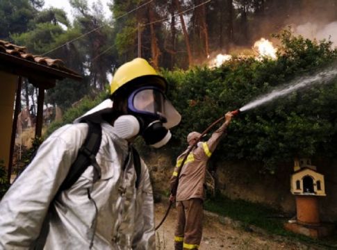 Φωτιά στην Εύβοια – Η μεγαλύτερη καταστροφή από πυρκαγιά στα ελληνικά χρονικά
