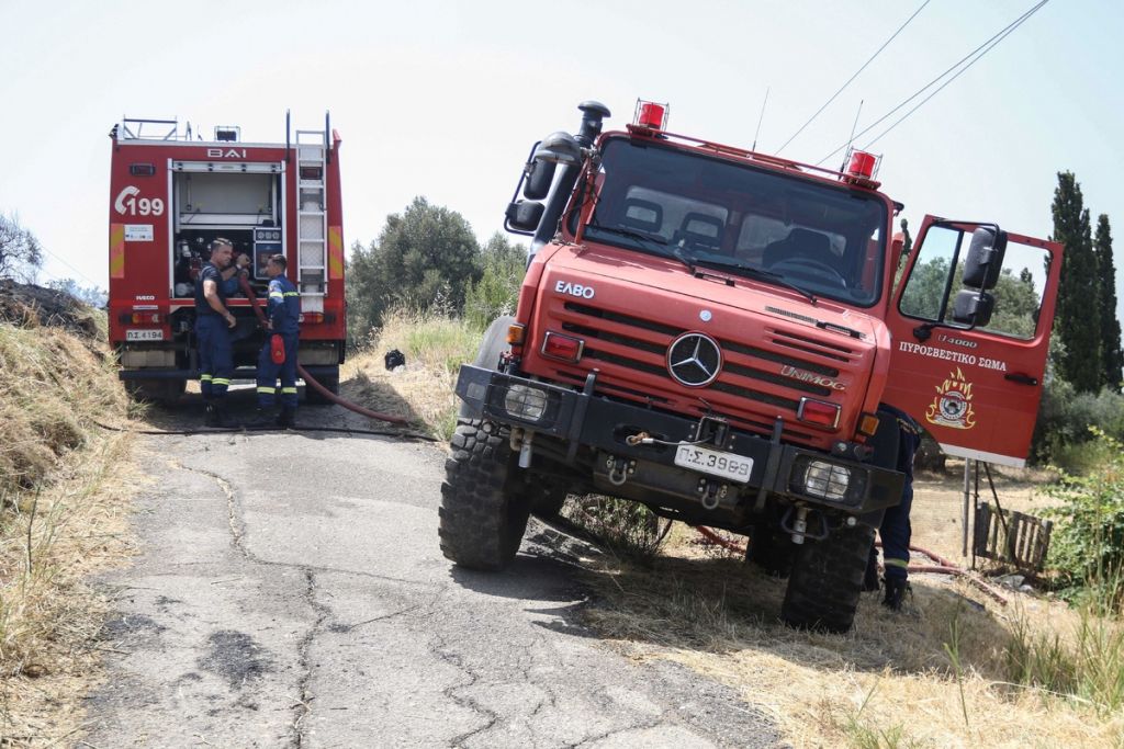 Αυξημένα μέτρα επιφυλακής στη Ρόδο – Επί ποδός πυροσβέστες και εθελοντές