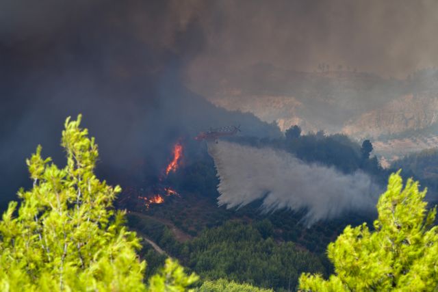 Προσοχή – Πολύ υψηλός κίνδυνος πυρκαγιάς και σήμερα σε πολλές περιοχές της χώρας