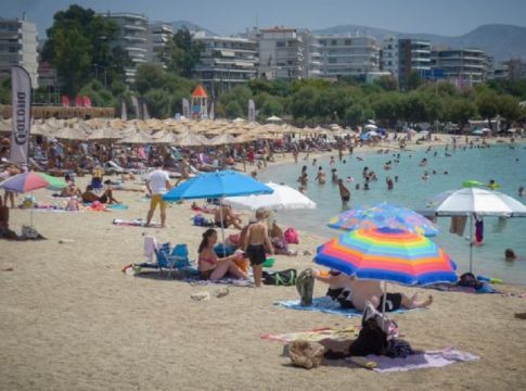Καύσωνας – Ακραίες συνθήκες με 45 βαθμούς μέχρι την Παρασκευή