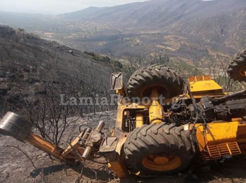 Φωκίδα – Νεκρός ο χειριστής της μπουλντόζας που έπεσε στον γκρεμό