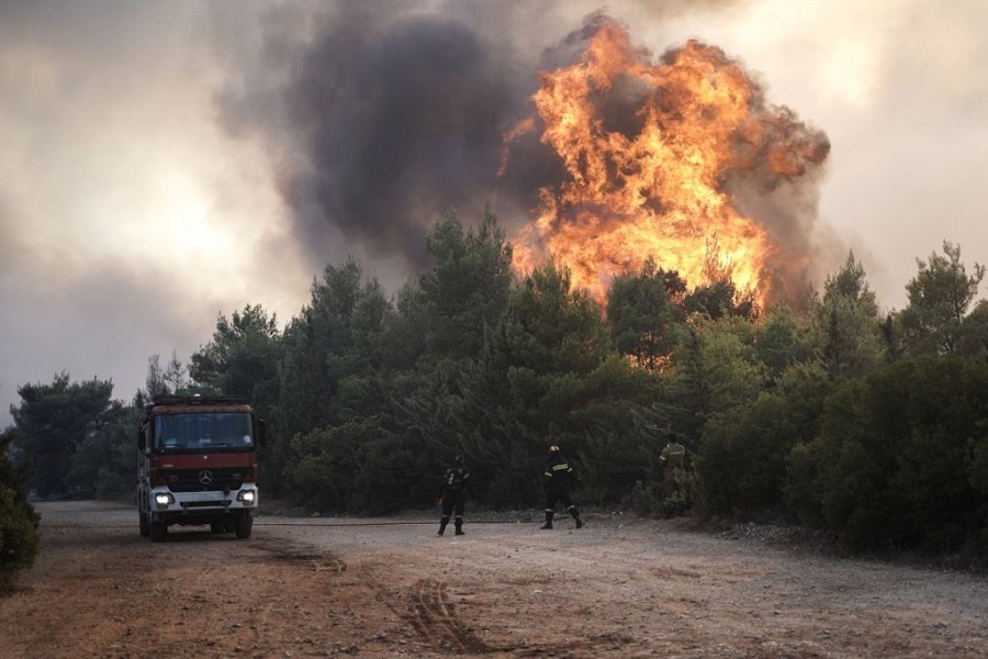 Φωτιά στη Βαρυμπόμπη – Νέο μήνυμα από το 112 για Αχαρνές, Μεταμόρφωση, Λυκόβρυση, Κάτω Κηφισιά