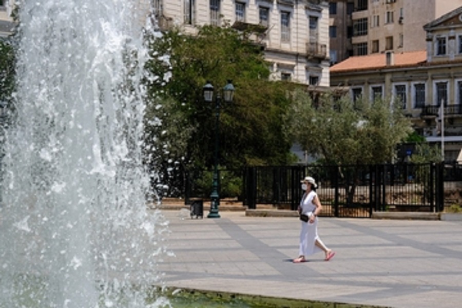 Τριψήφιος αριθμός κρουσμάτων στις 6 από τις 8 περιοχές της Αττικής