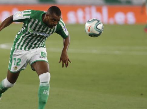 Ξεμένει στη Μπέτις ο Σίντνεϊ