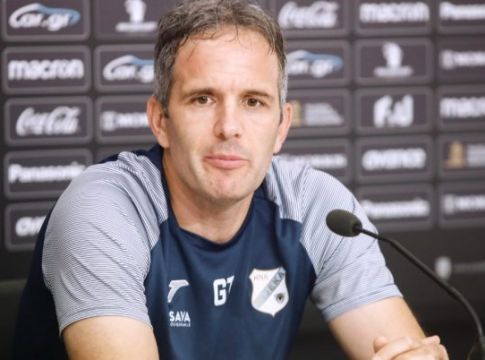 Τόμιτς – «Ας είμαστε ρεαλιστές, ο ΠΑΟΚ είναι το φαβορί»