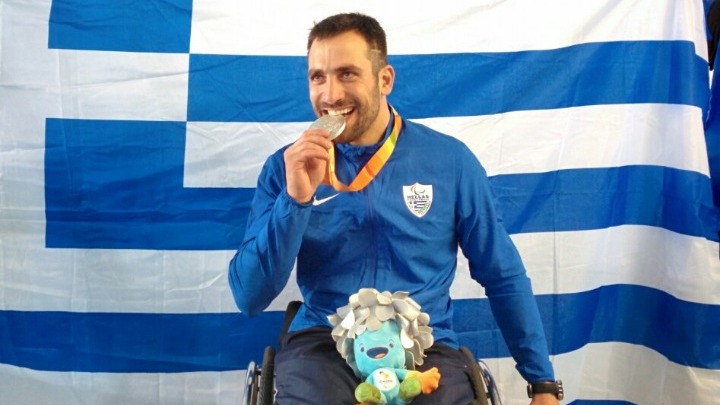Πρώτο μετάλλιο για την Ελλάδα στους Παραολυμπαικούς – Χάλκινο ο Τριανταφύλλου στη σπάθη