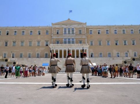 Κορωνοϊός – Πού εντοπίζονται τα 2.768 κρούσματα – Δείτε αναλυτικά τον χάρτη της διασποράς