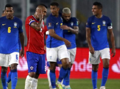 Βιντάλ για πέναλτι κόντρα στη Βραζιλία – «Τι το έχουν το VAR;» (vid)