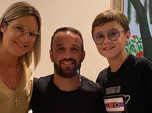 Ολυμπιακός – Η τούρτα και το μήνυμα του Βαλμπουενά (pics)