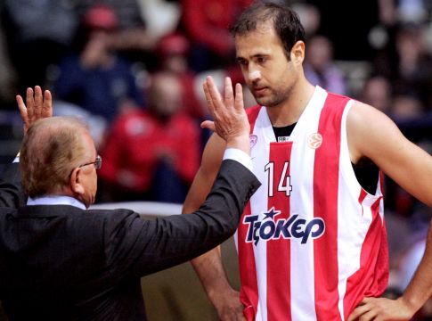 Γλυνιάδακης στο «10» – «Ο Ίβκοβιτς υπήρξε κορυφαίος σε δύο διαφορετικές εποχές του μπάσκετ»