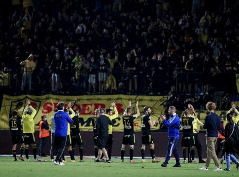 Επίδειξη δύναμης από τους οπαδούς του Άρη