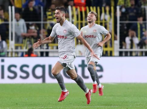 Πάρτι του Θρύλου στην Πόλη – 3-0 με τον Μασούρα (vids)