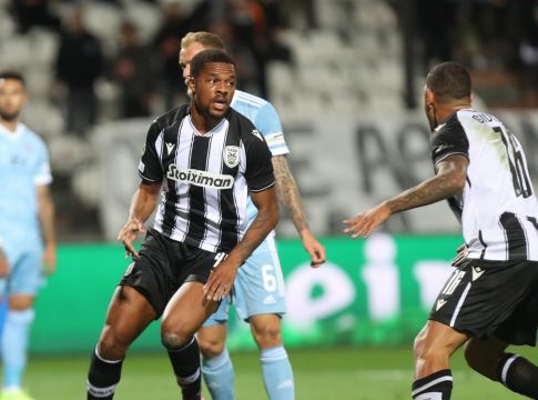 Γκολ ο Άκπομ, άμεση η απάντηση από τη Σλόβαν (vids)