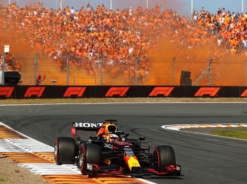 Formula 1 – Εντός έδρας νίκη για τον Φερστάπεν και επιστροφή στην κορυφή