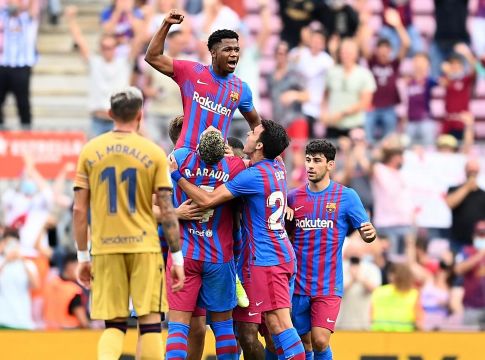 Φάτι – «Είναι τιμή για μένα να φοράω τη φανέλα με το Νο10 μετά τον Μέσι»