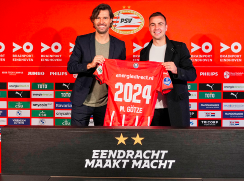 Ανανέωσε για άλλα δύο χρόνια με την Αϊντχόφεν ο Γκέτσε