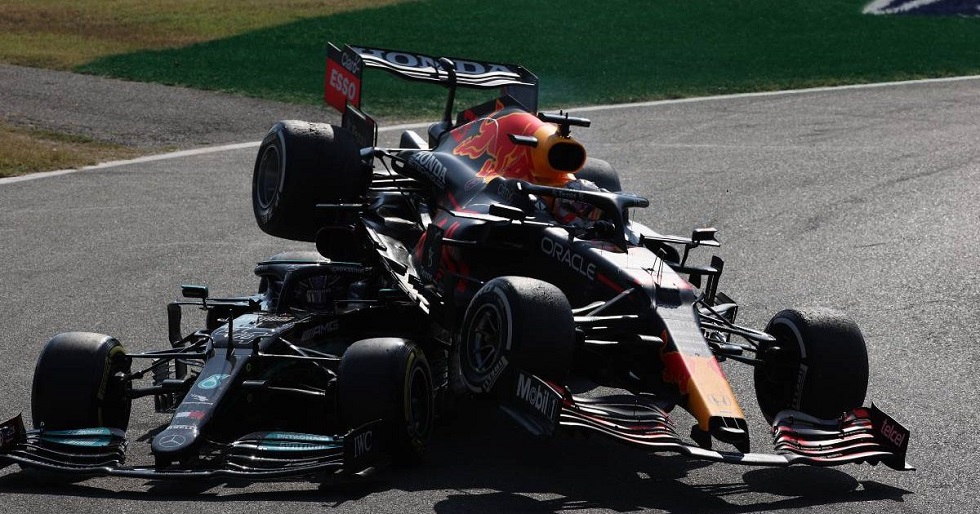 Red Bull – Κατηγορεί τη Mercedes για υπερβολή στον τραυματισμό του Χάμιλτον