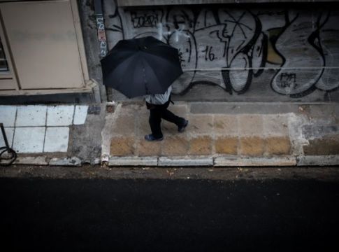 Πώς θα κινηθεί το κύμα κακοκαιρίας τις επόμενες ώρες – Καταιγίδες και πτώση της θερμοκρασίας