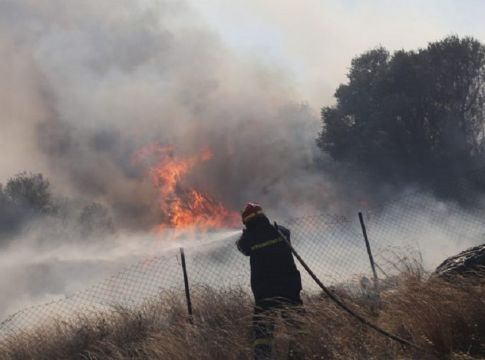 Φωτιά στο Κιλκίς – Μαίνεται το μέτωπο – Ενισχύθηκαν οι δυνάμεις της πυροσβεστικής