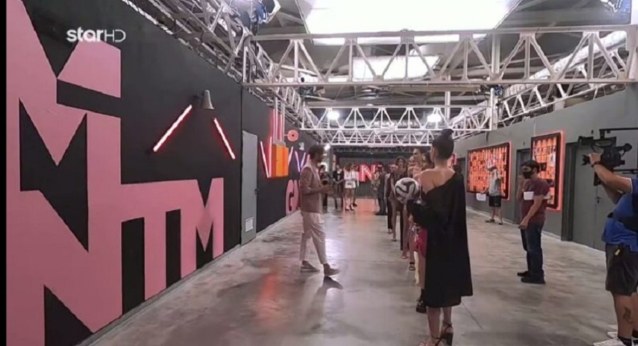 GNTM – Ξεκίνησε το πολυσυζητημένο Id catwalk – Δείτε τι είναι και πώς τα πήγαν τα μοντέλα