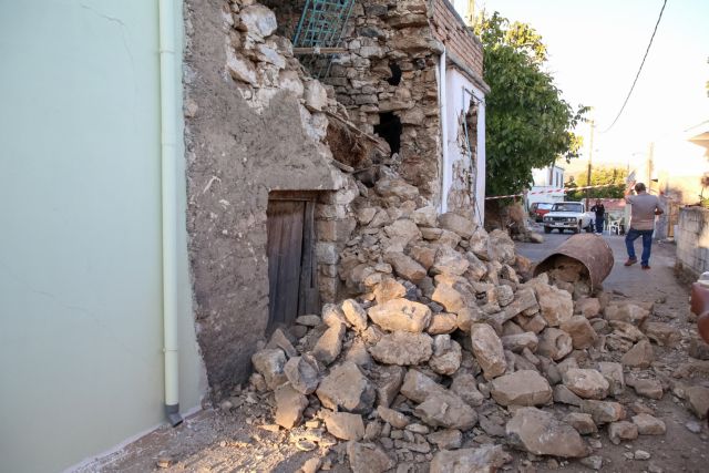 Σεισμός στην Κρήτη – «Δεν έμεινε ποτήρι για να πιούμε νερό» – Συγκλονιστικές μαρτυρίες κατοίκων