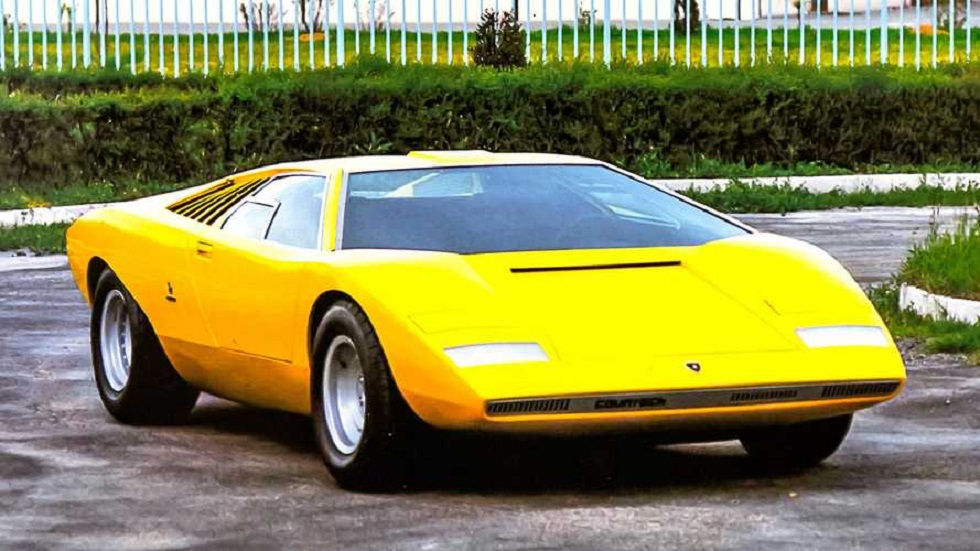 H Lamborghini Countach LP 500 επιστρέφει