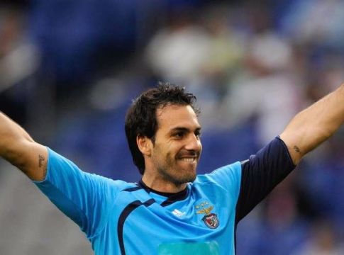 Ο.. ΑΕΚτζης Μορέτο και το χαμένο πέναλτι του Ροναλντίνιο απέναντι στην Μπενφίκα (vid)