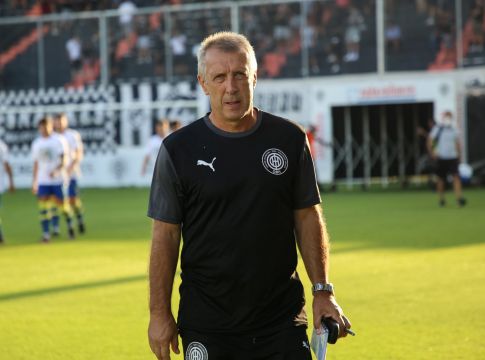 Νιόπλιας – «Είχαμε καλές στιγμές, δεν είμαστε ικανοποιήμενοι» (vids)