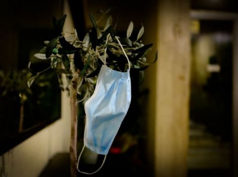 Κορωνοϊός – Πότε αναμένεται έκρηξη κρουσμάτων – Οι κρίσιμοι μήνες και το «καταφύγιο» του εμβολίου