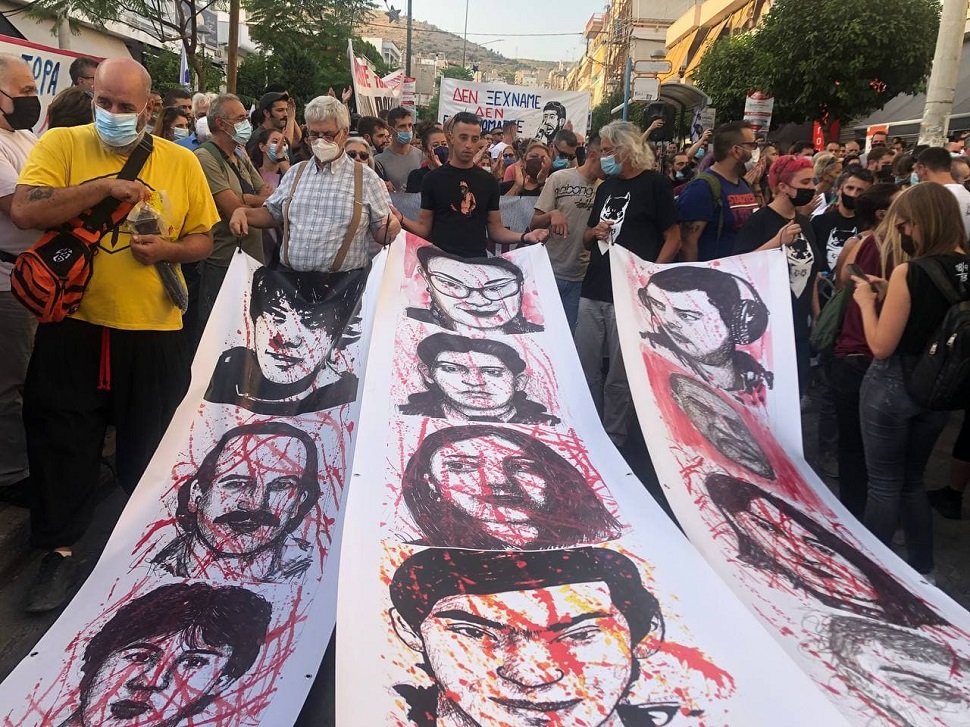 Παύλος Φύσσας – Σε εξέλιξη η αντιφασιστική πορεία στο Κερατσίνι (pics+vids)