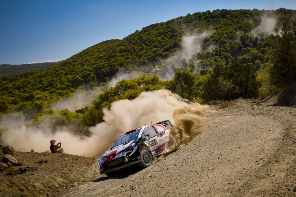 WRC – Ράλι Ακρόπολις – Ο Ροβάνπερα αύξησε την διαφορά του στην κορυφή (pic)