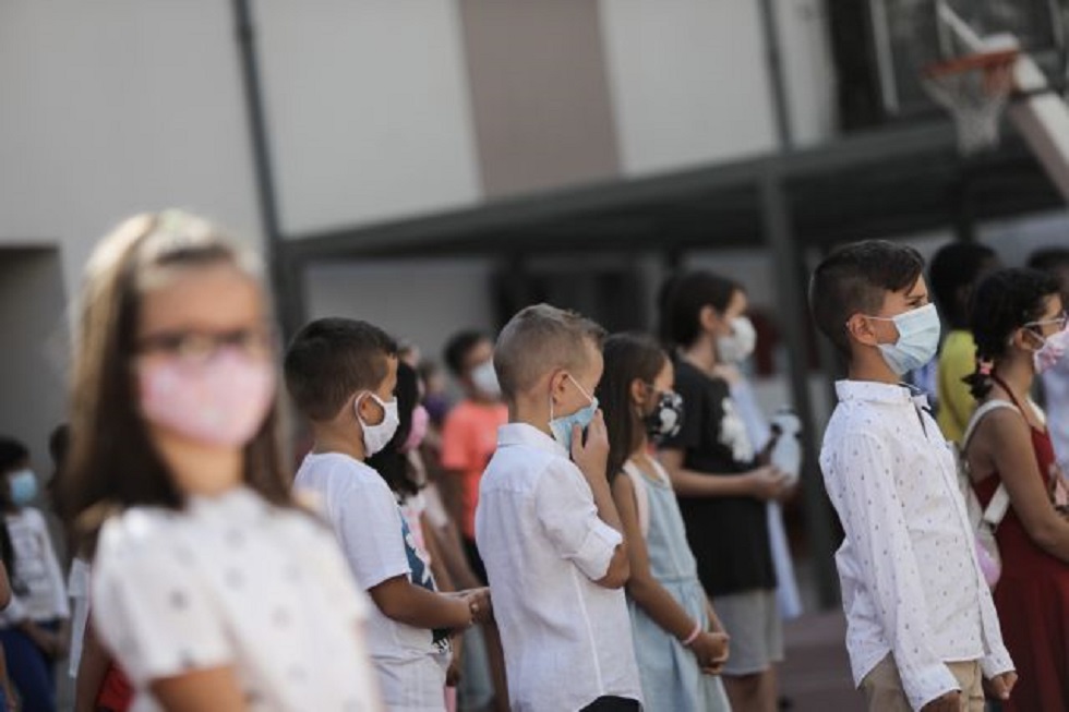 Έκτακτη σύσκεψη υπό τον Μητσοτάκη για τους εμβολιασμούς των παιδιών – Στο «κόκκινο» η αγωνία για το άνοιγμα των σχολείων – Τι λένε οι ειδικοί