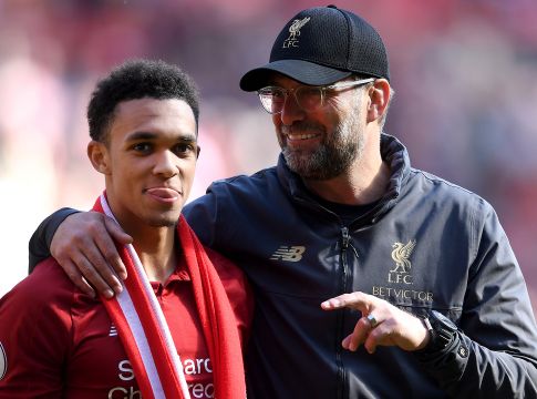 «Αιχμές» Κλοπ σε Σάουθγκεϊτ για τη χρησιμοποίηση του Αλεξάντερ-Άρνολντ (pic)