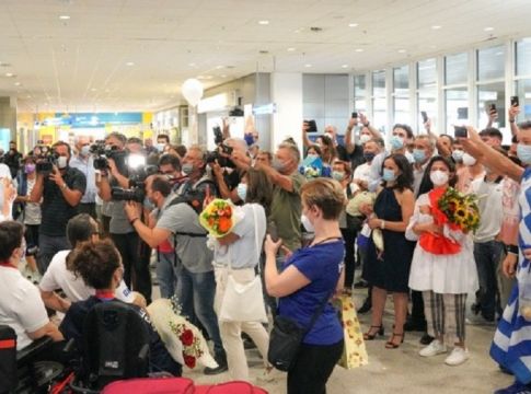 Αποθέωση για τους Γκαβέλα και Γκαραγκάνη